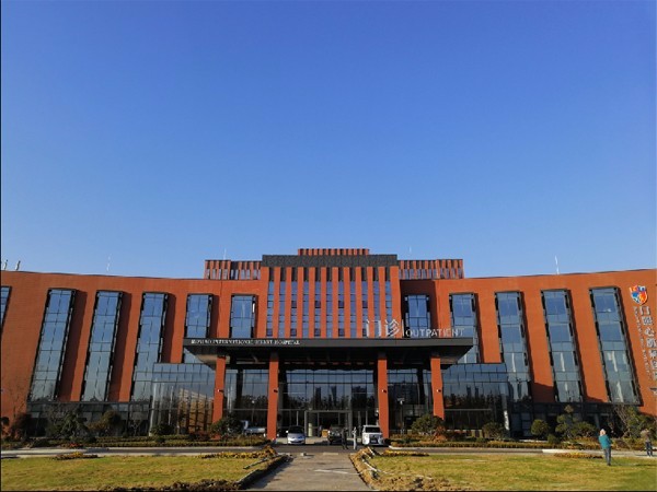 山東日照心臟病醫院—醫療潔凈板應用