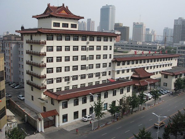 遼寧沈陽市中醫院—無機預涂板項目